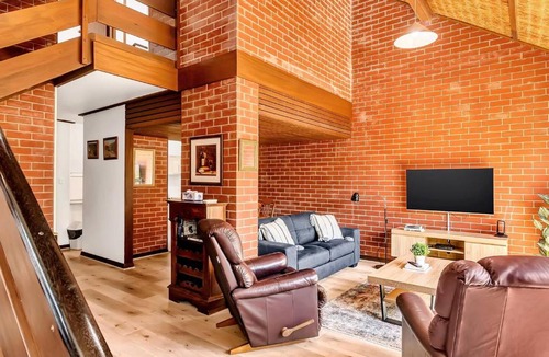 Norwood Apartment | 'The Redstone' Experience Adelaide's Inner-east