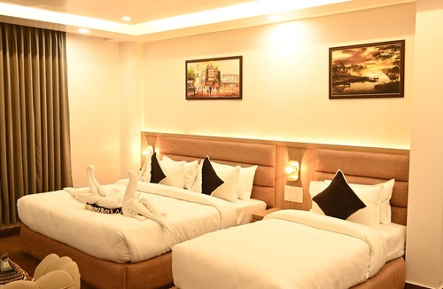 Faizabad Hotel | The Regal Crown By Ritya Hotels