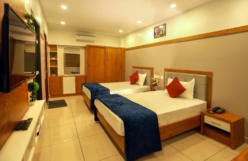Kalpetta Hotel | The Rosetta Castle Wayanad