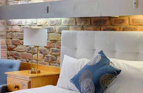 Echuca Hotel | The Settlement Historic Hotel