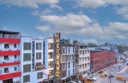 Paharganj Hotel | THE SINGH EMPIRE , Luxury collection Hotel