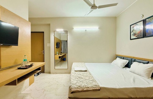 Indore Hotel | The Valoria