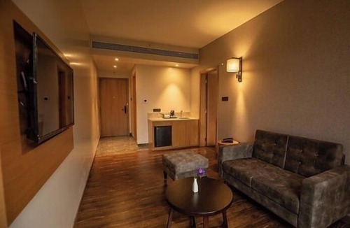 Nashik Hotel | The Vern at BLVD
