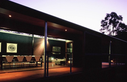 Pokolbin House | The Vintry, 4 Bedroom Country House minutes from Bimbadgen, Hope Estate & Roache