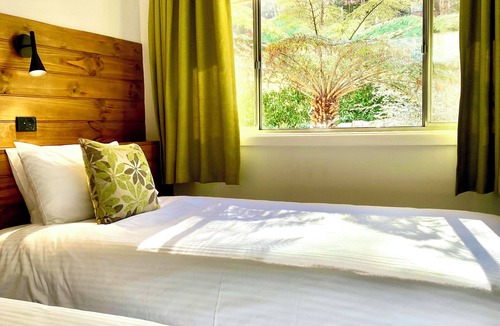 Warburton Hotel | The Warby