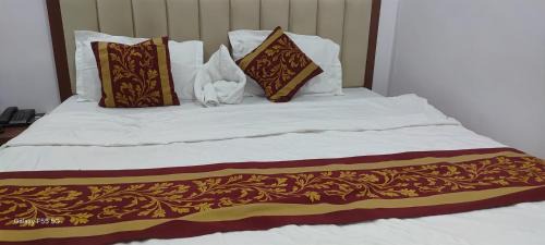 Varanasi Hotel | Tirth Comfort Stay