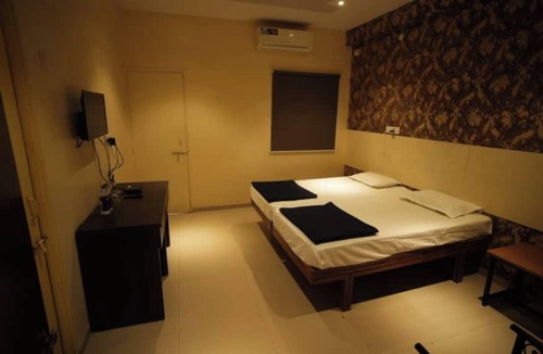 Daulatabad Hotel | Tourists Home