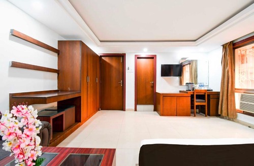 Dhanbad Hotel | Townhouse Dhanbad Centre Point Mall