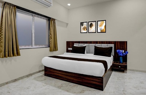 Nagpur Hotel | Townhouse Ganesh Tekdi Temple Nagpur