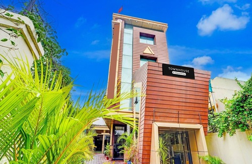 Jabalpur House | Townhouse Jabalpur Station Annpurna