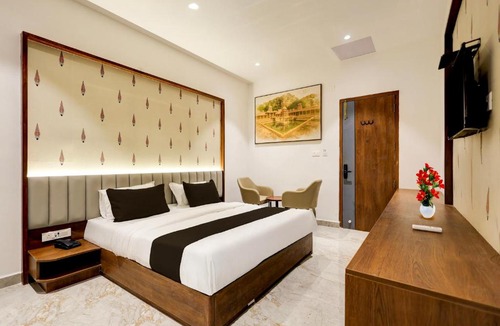 Kurnool Hotel | Townhouse Kurnool City Railway Junction Formerly Diamond