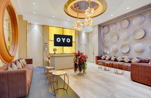Sahibabad Hotel | Townhouse OAK ACE MANOR Hotel & Banquet Nearest Vaishali Metro Station