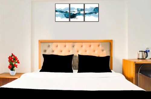 Pune Hotel | Townhouse Oak Pune Sant Nagar Wagholi Road Bus Station