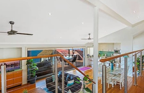 Woy Woy House | Tranquil Abode with Spa & Jetty