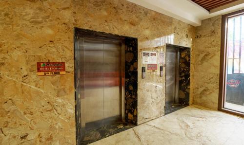 Madurai Hotel | Treebo D Grand