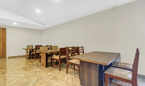 Kozhikode Hotel | Treebo Darwesh Residency - 500m from Railway Station