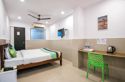Phase 1 Hotel | Treebo Empire Executive, Hinjewadi