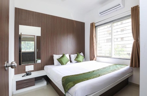 Nashik Hotel | Treebo Sapphire Studio
