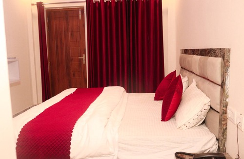 Mussoorie Hotel | Triple One Hotel Wonder Hill Mussoorie