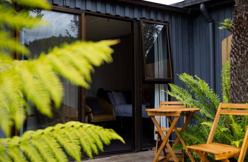 Tullah Hotel | Tullah Lakeside Lodge