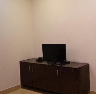 Pulikeshi Nagar Hotel | Turning Point Talapaddy Property