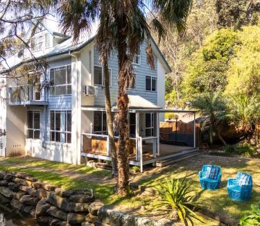 Umina Beach House | Umina Beachside Getaway - Hot Tub - 5 Bedrooms