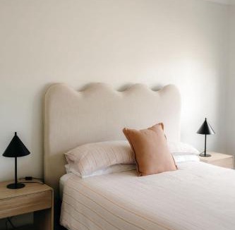 Allenstown Apartment | Unit 1, Rocky CBD