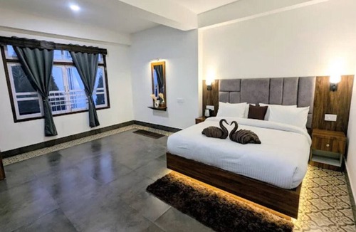 Pelling Hotel | Urbane Haauz