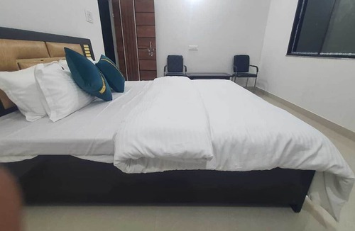 Daltenganj Hotel | US RESORT