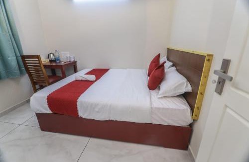 Aluva Hotel | Vajra Periyar Heritage