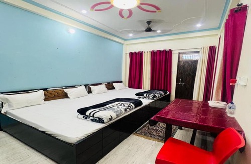 Faizabad Hotel | Vandana Palace