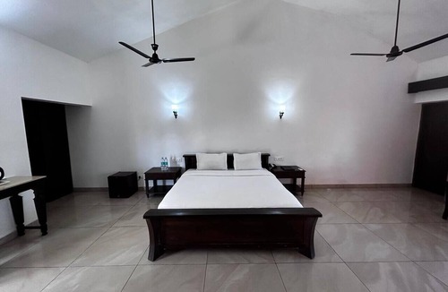 Sona Nadi Range Hotel | Vanvasa Resort