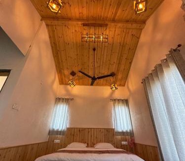 Lonavala Resort | VaruWoods - Luxury Boutique Resort, Trekking & Water sports