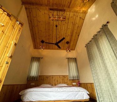 Lonavala Resort | VaruWoods - Luxury Boutique Resort, Trekking & Water sports