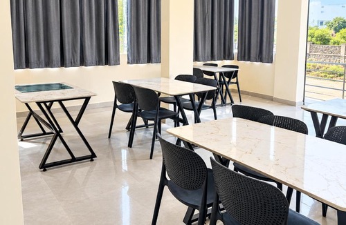 Akalkot Hotel | Vedika Elite