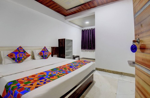 Pune Hotel | Via Aachal Executive
