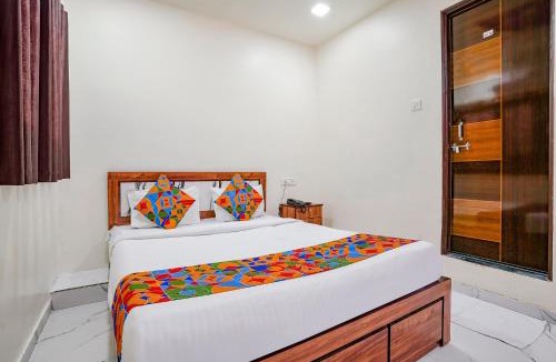 Mahalunge Ingale Hotel | Via Chaitanya Inn