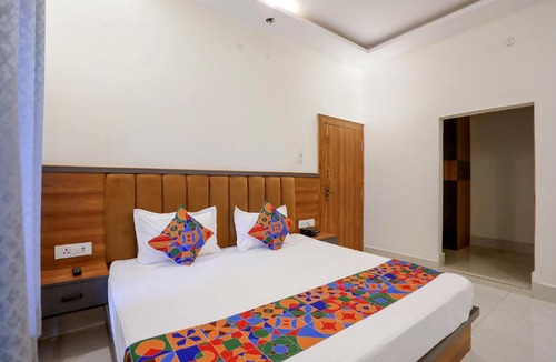 Allahabad Hotel | Via Downtown Residency