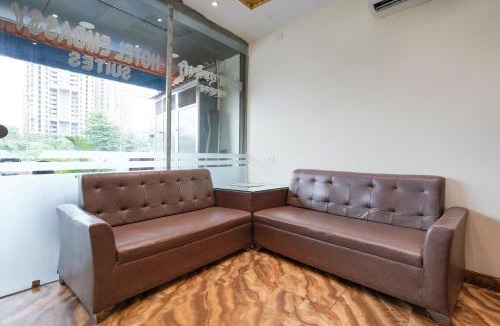 Dharavi Hotel | Via Embassy Suites