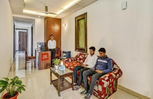 Noida Hotel | Via Hemkunt Residency - Nr Yatharth Super Speciality Hospital - Noida 110