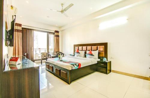 Noida Hotel | Via Hemkunt Residency - Nr Yatharth Super Speciality Hospital - Noida 110