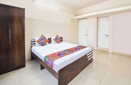 Paud Hotel | Via Season Inn