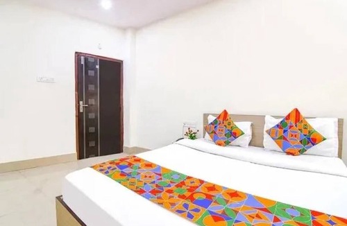 Kolkata Hotel | Via Vhyom Sky Place