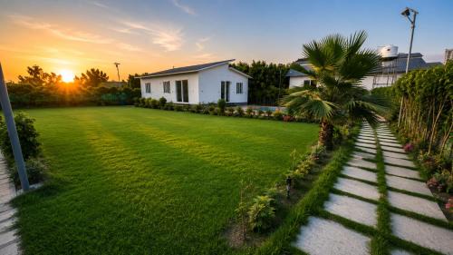 Noida House | Vijay Laxmi Farm House