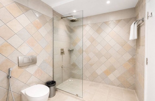 Anand Hotel | Viz Park Hotel-Business Hotel GIDC Anand