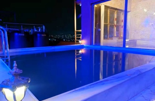 Aarey Colony Apartment | Wadhwani's Haveli Villa with Private Pool! 2