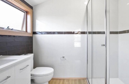 Cannons Creek House | Water front direct water access
