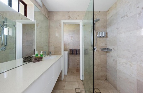 Manly Apartment | Waterfront on Manly Harbour