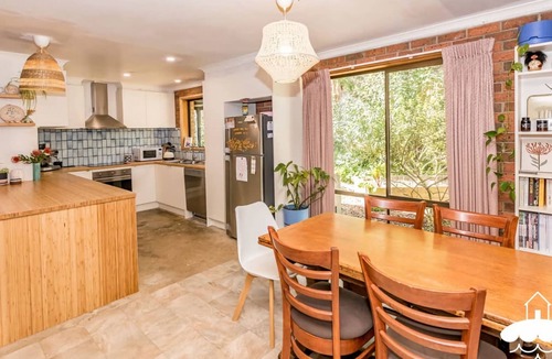 Sandy Point House | Wattle Haven