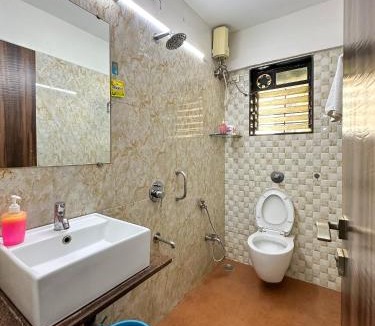 Bandra East Hotel | Welcome Home Service Apartments - Bandra